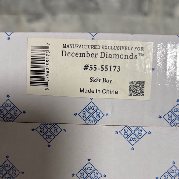 December Diamonds Sk8r Skater Boy Resin Merman Holiday Ornament 2022 NWT - Picture 2 of 11